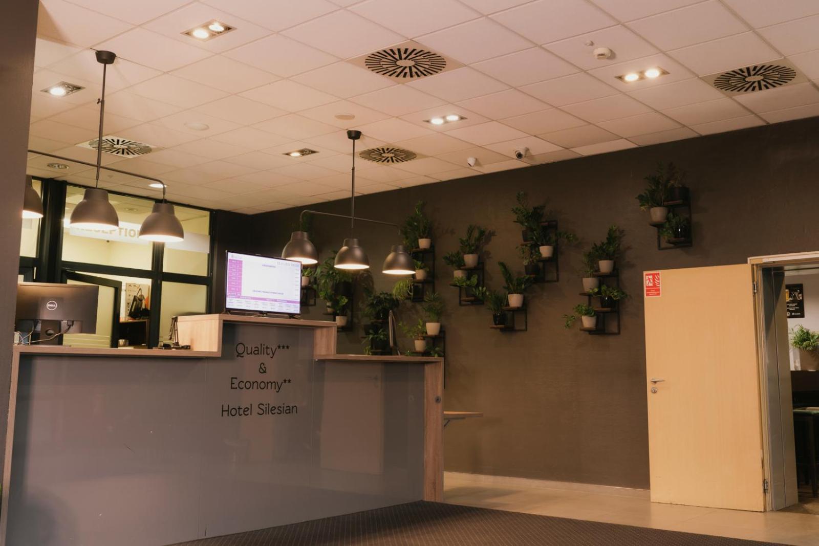 Quality Silesian Hotel Katowice Exterior photo